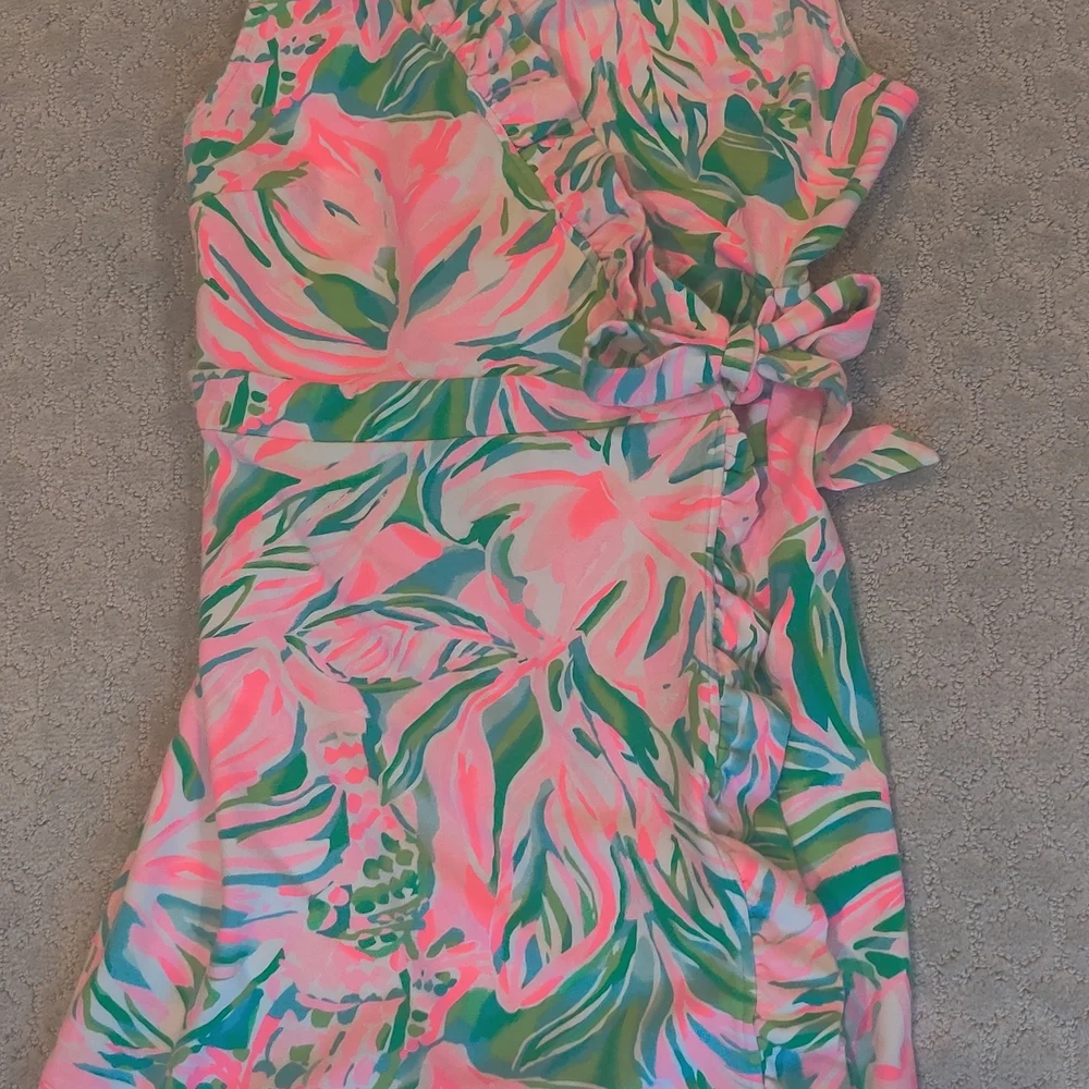 Lilly Pulitzer Pink and Green Ruffle Floral Wrap Dress Size M - Picture 1 of 13